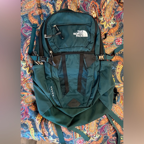 THE NORTH FACE RECON BACKPACK 30L - Picture 3 of 10